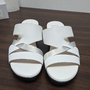Naturalizer Size 5.5 White Silver Leather Slip On Wedge Sandals